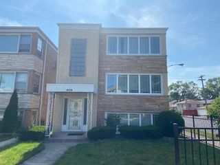 5556 N Central Avenue 1, Chicago, IL 60630