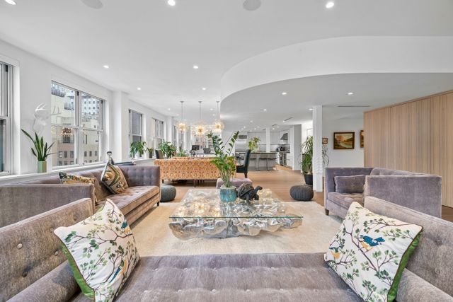 130 Fulton St Apt 12B, New York City, NY 10038
