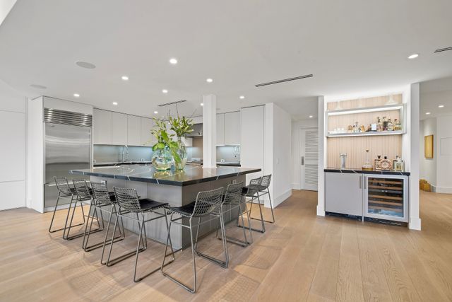 130 Fulton St Apt 12B, New York City, NY 10038