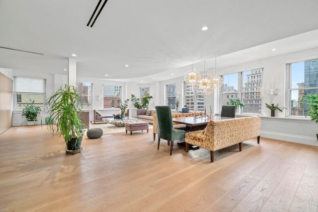 130 Fulton St Apt 12B, New York City, NY 10038