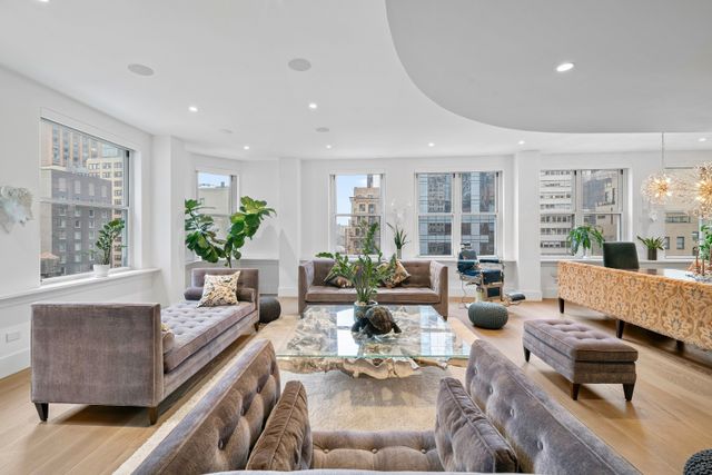130 Fulton St Apt 12B, New York City, NY 10038