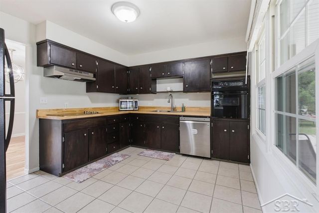 2902 St. Marys Drive, Midland, MI 48640