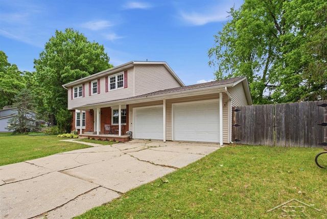 2902 St. Marys Drive, Midland, MI 48640