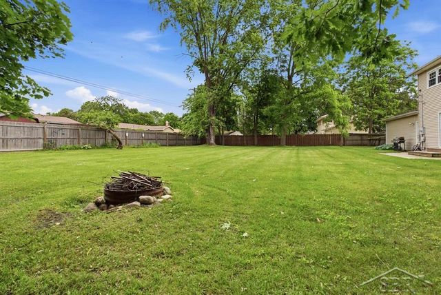 2902 St. Marys Drive, Midland, MI 48640