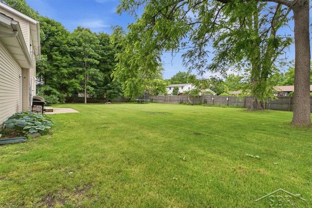 2902 St. Marys Drive, Midland, MI 48640
