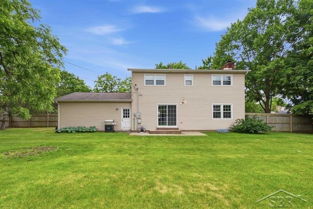 2902 St. Marys Drive, Midland, MI 48640