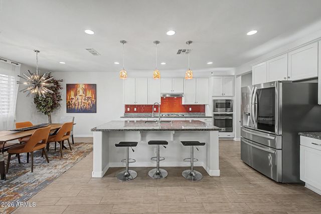 3641 E NARROWLEAF Drive, Gilbert, AZ 85298