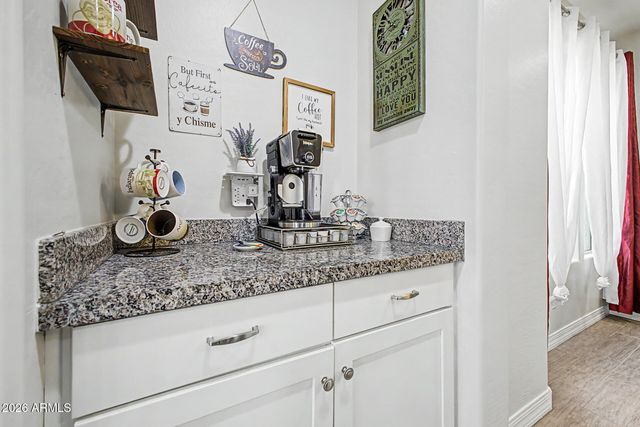 3641 E NARROWLEAF Drive, Gilbert, AZ 85298