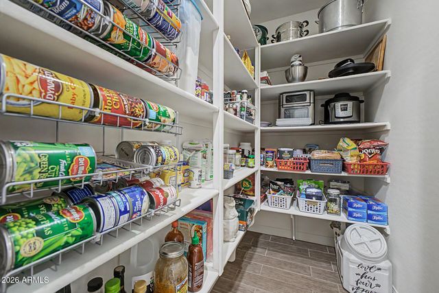 3641 E NARROWLEAF Drive, Gilbert, AZ 85298