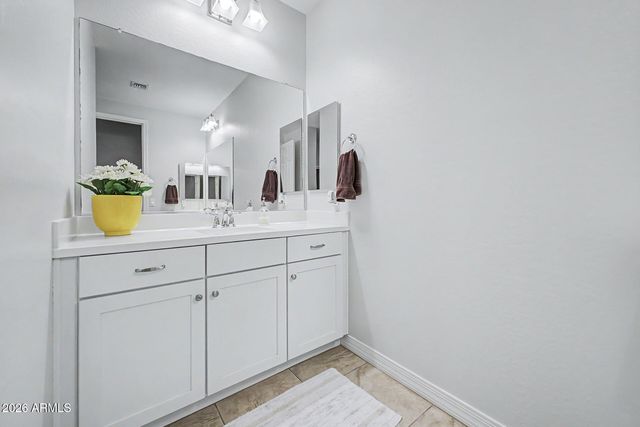 3641 E NARROWLEAF Drive, Gilbert, AZ 85298