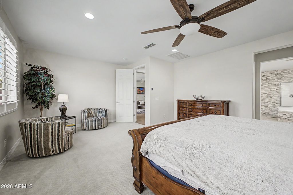 Image 40 of property listing at 3641 E NARROWLEAF Drive, Gilbert, AZ 85298