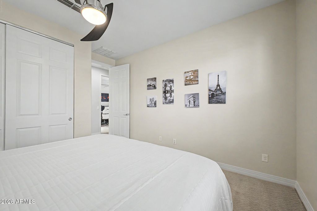 Image 52 of property listing at 3641 E NARROWLEAF Drive, Gilbert, AZ 85298