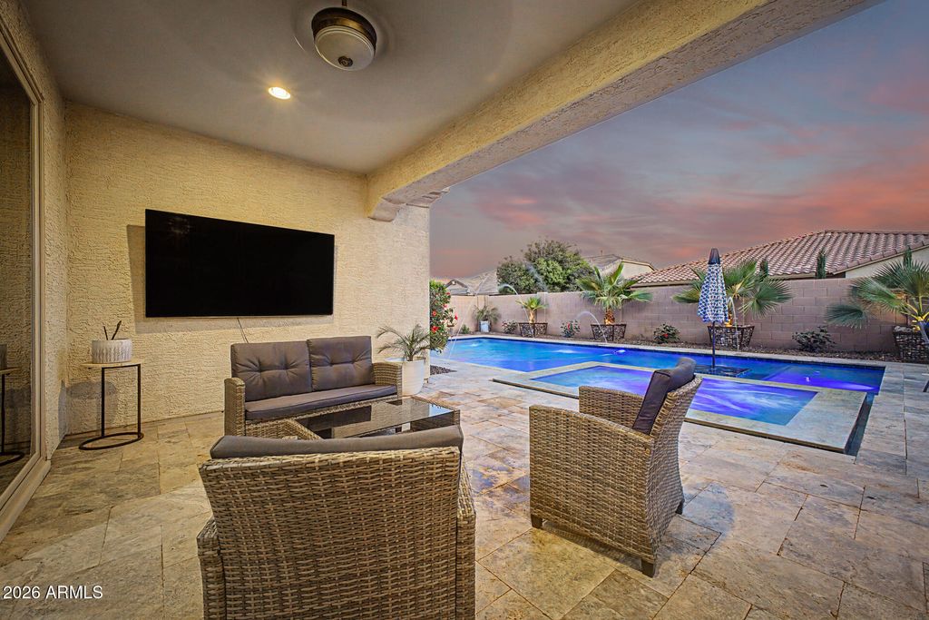 Image 66 of property listing at 3641 E NARROWLEAF Drive, Gilbert, AZ 85298