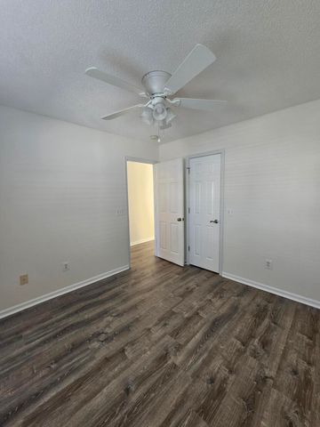 1424 Pinethicket Drive, Summerville, SC 29486