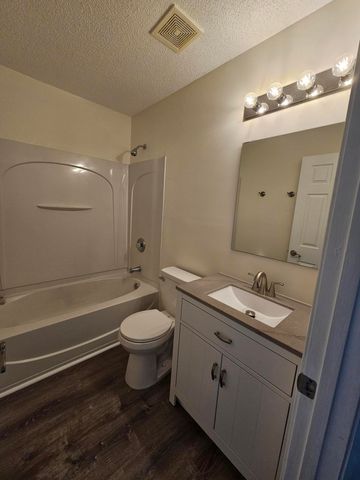 1424 Pinethicket Drive, Summerville, SC 29486