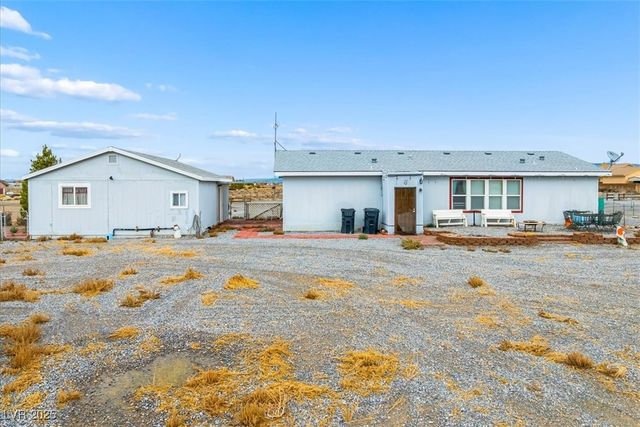 2421 East Jayme Street, Pahrump, NV 89048