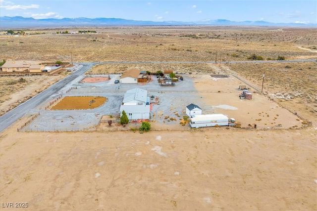 2421 East Jayme Street, Pahrump, NV 89048