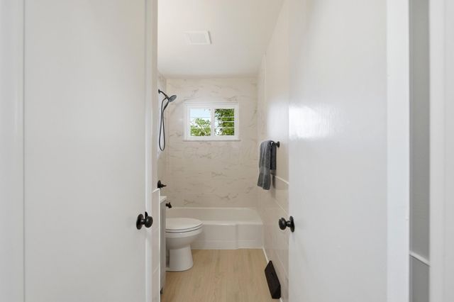 1718 Weiler Avenue, Columbus, OH 43207