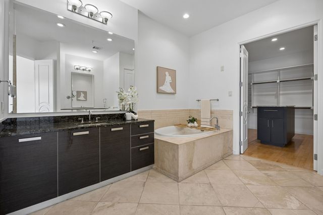 408 E 6th Street, Fort Worth, TX 76102