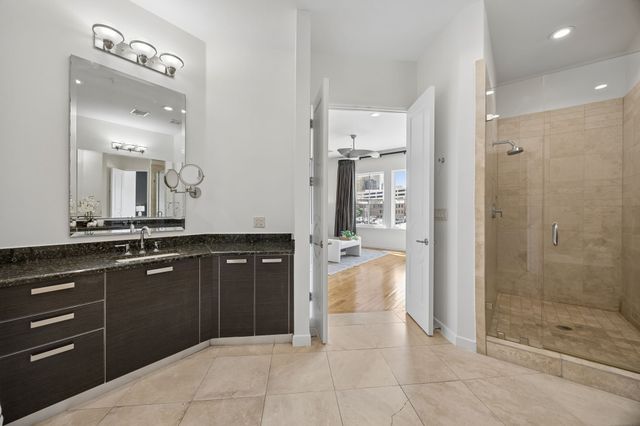 408 E 6th Street, Fort Worth, TX 76102