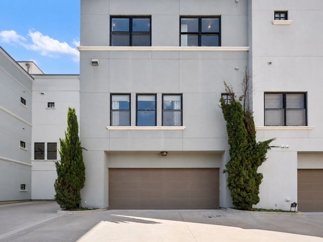 408 E 6th Street, Fort Worth, TX 76102