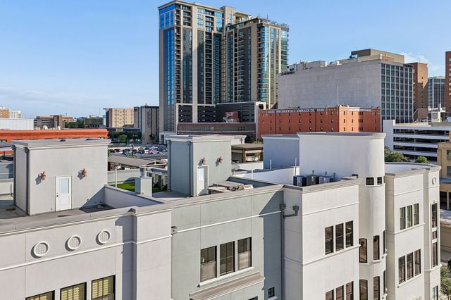 408 E 6th Street, Fort Worth, TX 76102