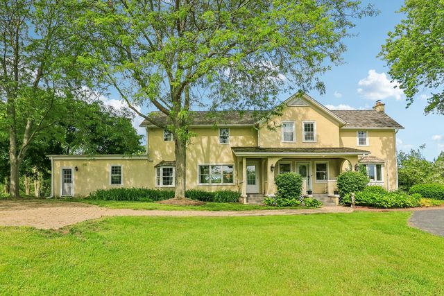62 Dundee Lane, Barrington, IL 60010