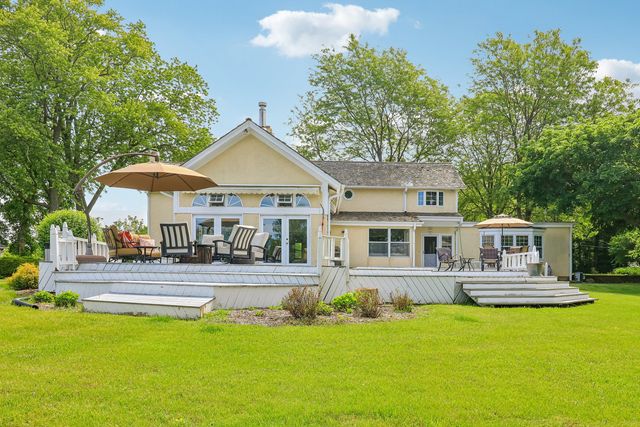 62 Dundee Lane, Barrington, IL 60010