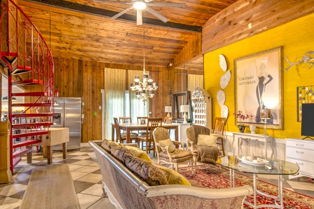12 Old Shawnee Trail Drive, Gordonville, TX 76245