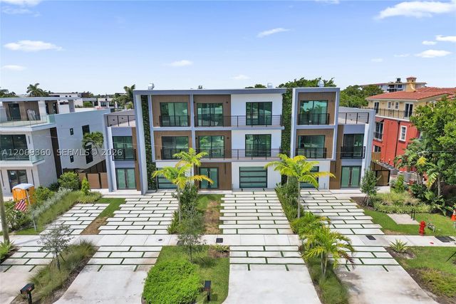 1825 NE 26th Ave 1, Fort Lauderdale, FL 33305