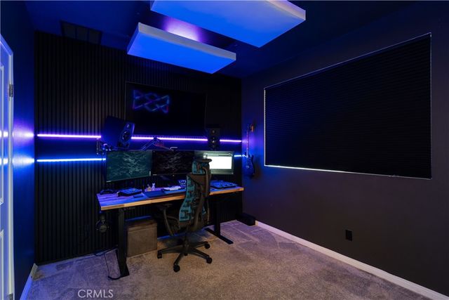 8408 N Fresco Way, Northridge, CA 91325
