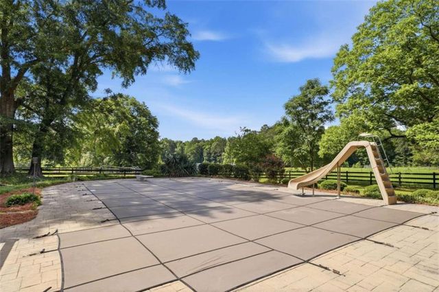 3750 Green Avenue, Loganville, GA 30052