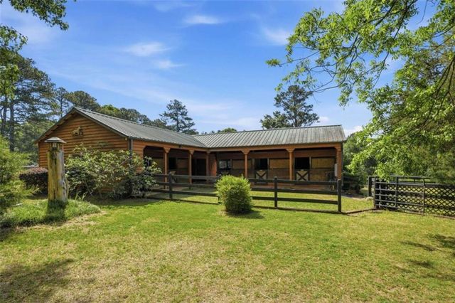 3750 Green Avenue, Loganville, GA 30052