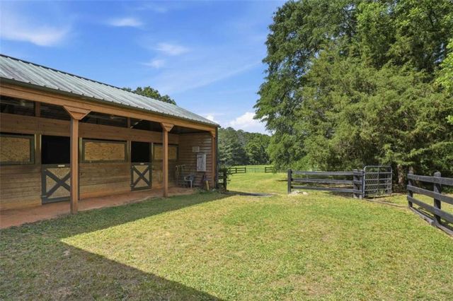3750 Green Avenue, Loganville, GA 30052