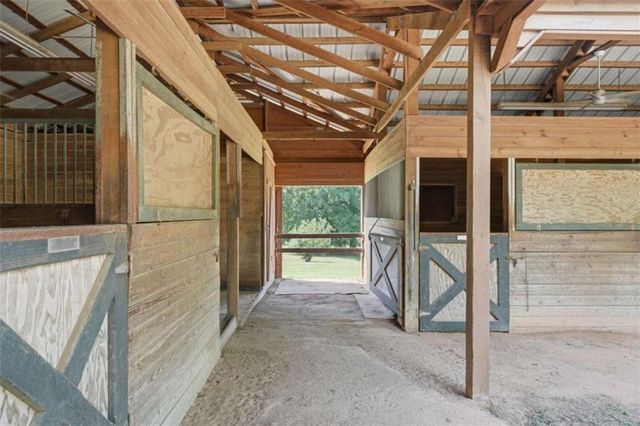 3750 Green Avenue, Loganville, GA 30052