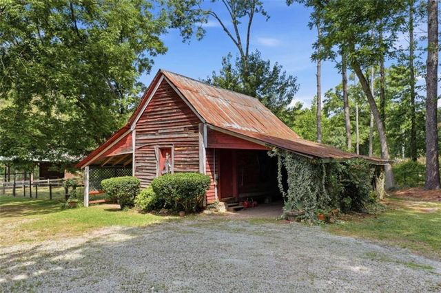 3750 Green Avenue, Loganville, GA 30052