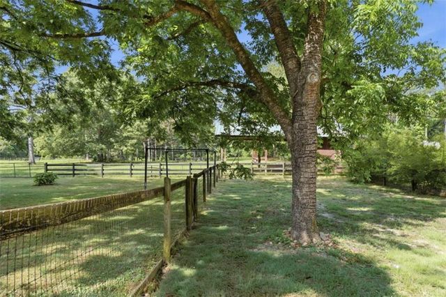 3750 Green Avenue, Loganville, GA 30052