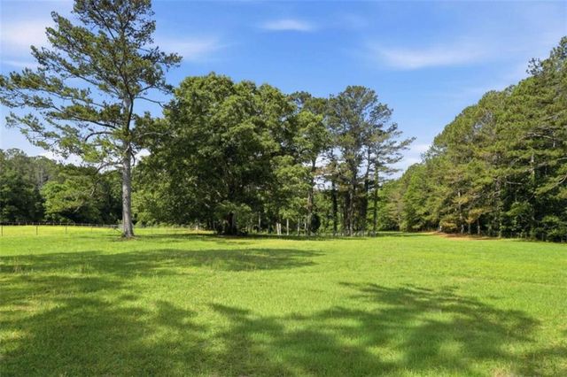 3750 Green Avenue, Loganville, GA 30052