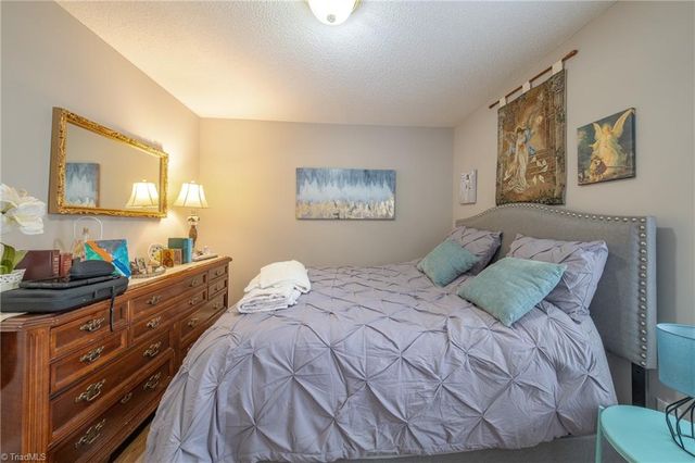 5363 Old Plantation Circle, Winston-salem, NC 27104