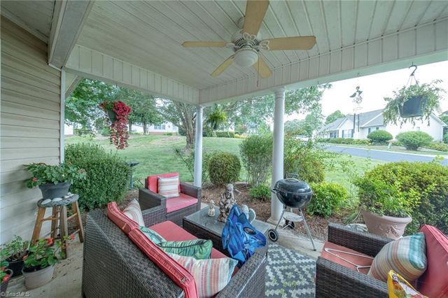 5363 Old Plantation Circle, Winston-salem, NC 27104