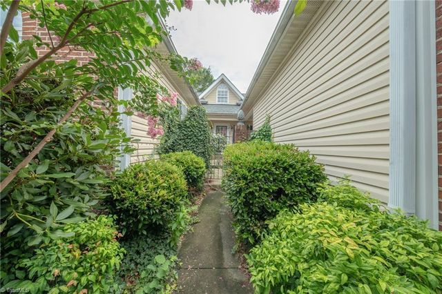 5363 Old Plantation Circle, Winston-salem, NC 27104
