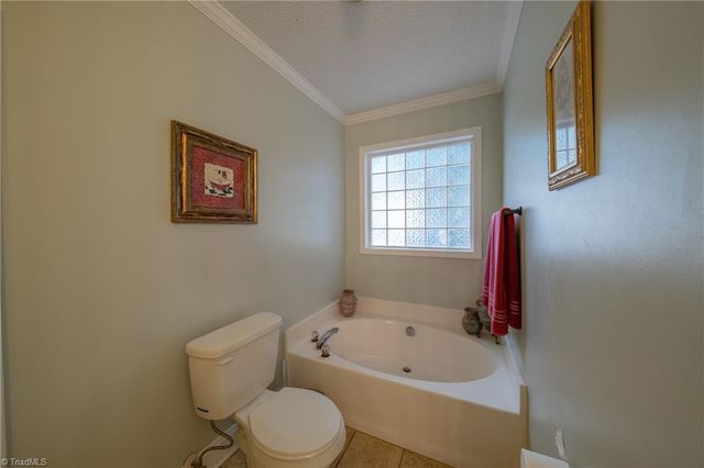 5363 Old Plantation Circle, Winston-salem, NC 27104