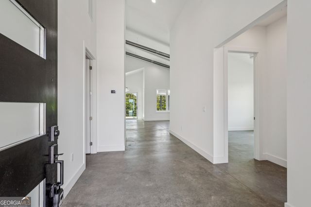 197 Laura Lake Road, Marietta, GA 30066