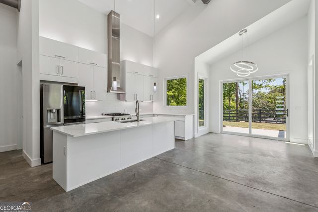 197 Laura Lake Road, Marietta, GA 30066
