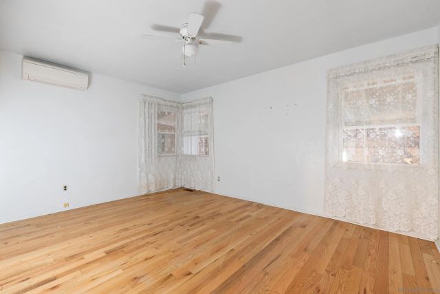 9969 Sierra Madre Rd, Spring Valley, CA 91977