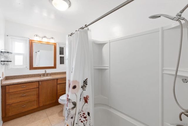 9969 Sierra Madre Rd, Spring Valley, CA 91977