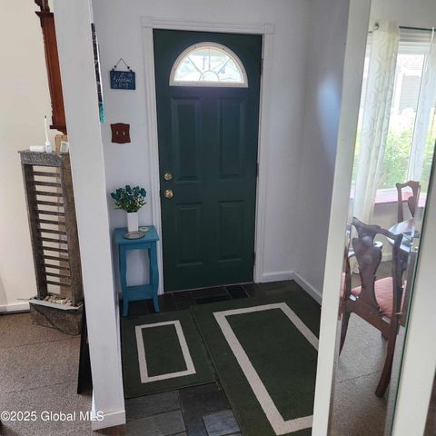 1948 Leo Avenue, Rotterdam, NY 12306