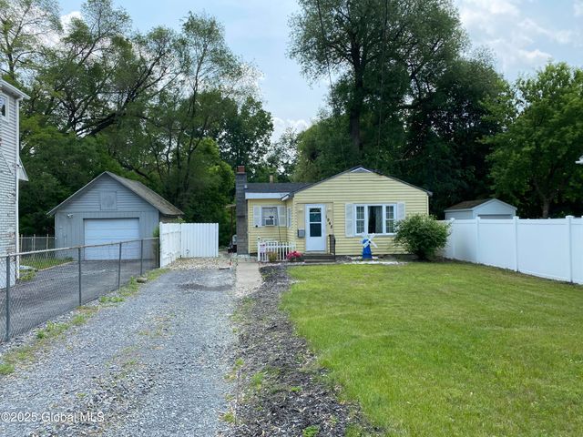 1948 Leo Avenue, Rotterdam, NY 12306