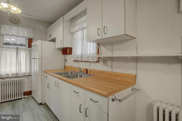 209 HOMEWOOD AVE, Waynesboro, PA 17268