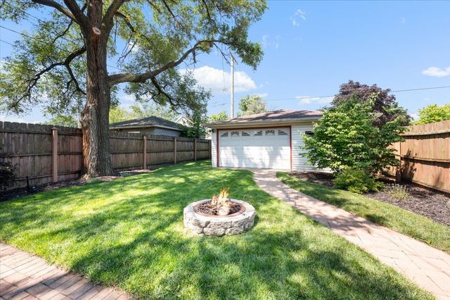 1101 Beloit Avenue, Forest Park, IL 60130